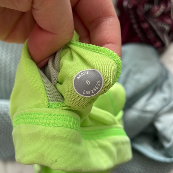 Neon green lululemon sports bra Stuff Your Bra. - Picture 4 of 8